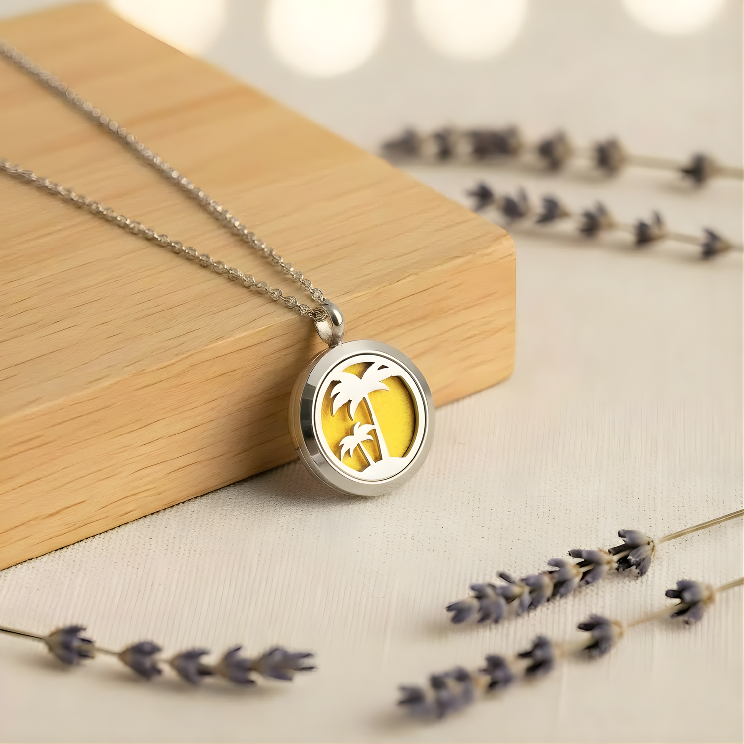 Palm Tree Aromatherapy Necklace - Mini