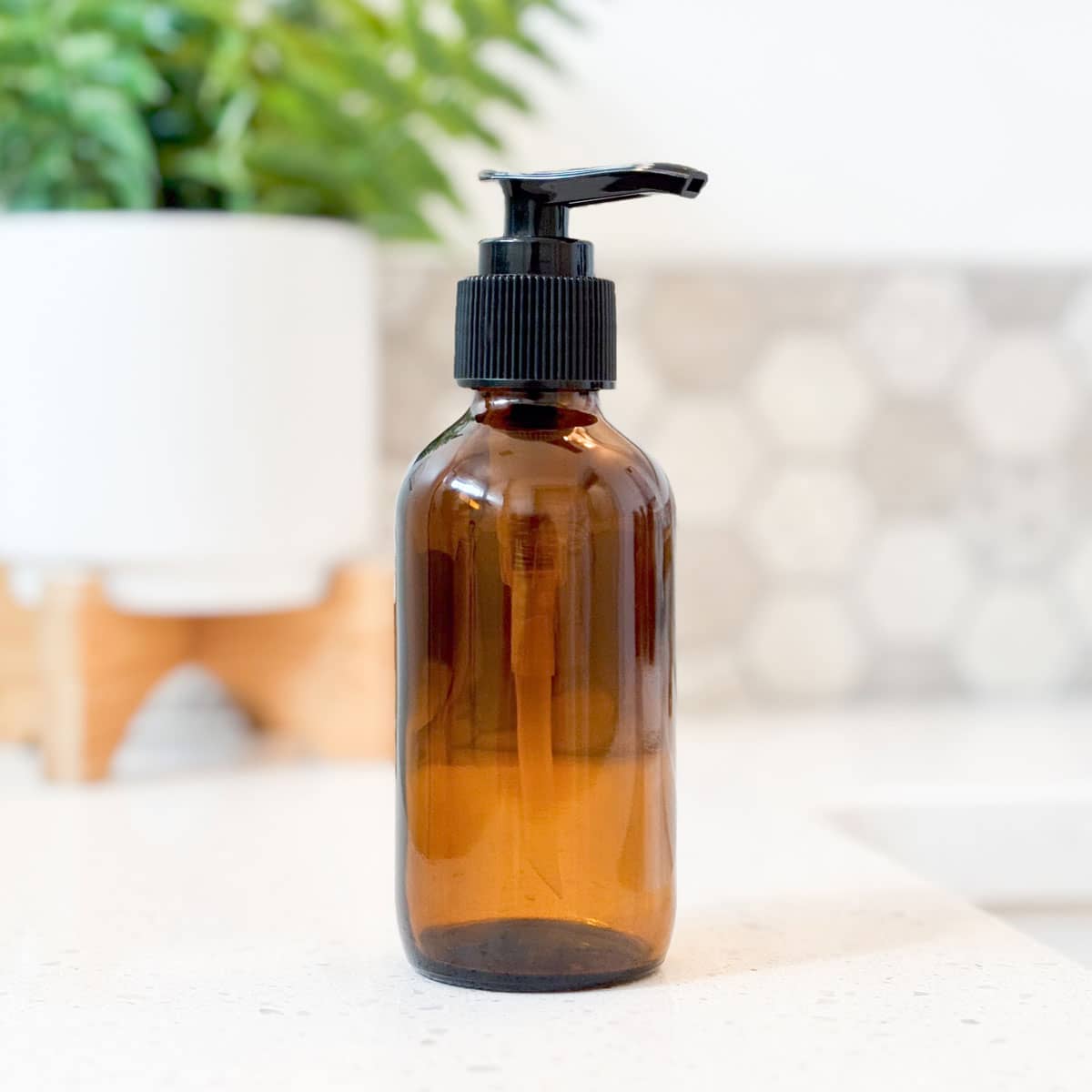 4oz Amber Glass Lotion Bottle image 0