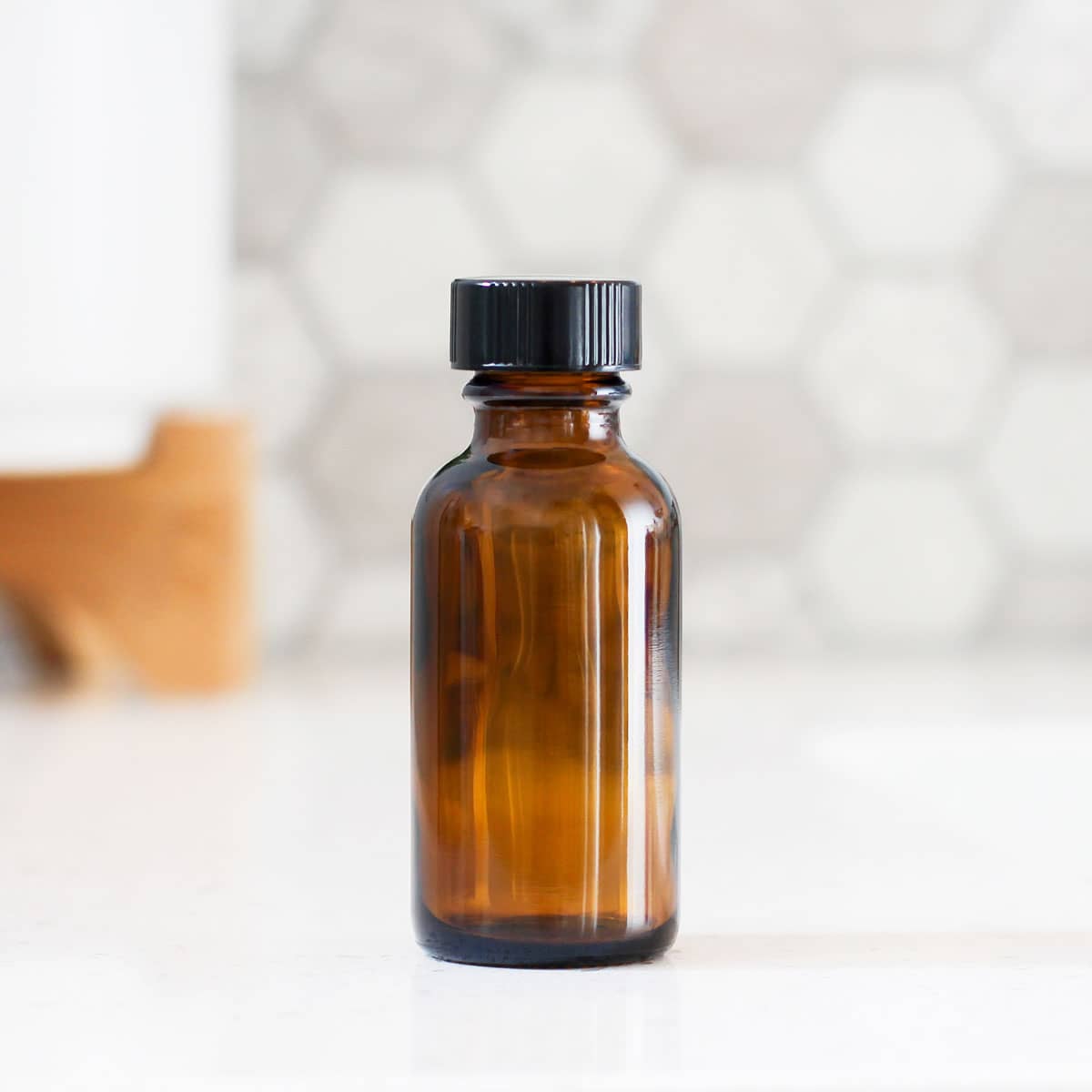 1oz Amber Glass Bottle With Cap image 0